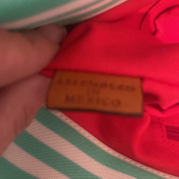 Dooney & Bourke xl canvas/leather tote 18”x13” - Picture 7 of 7